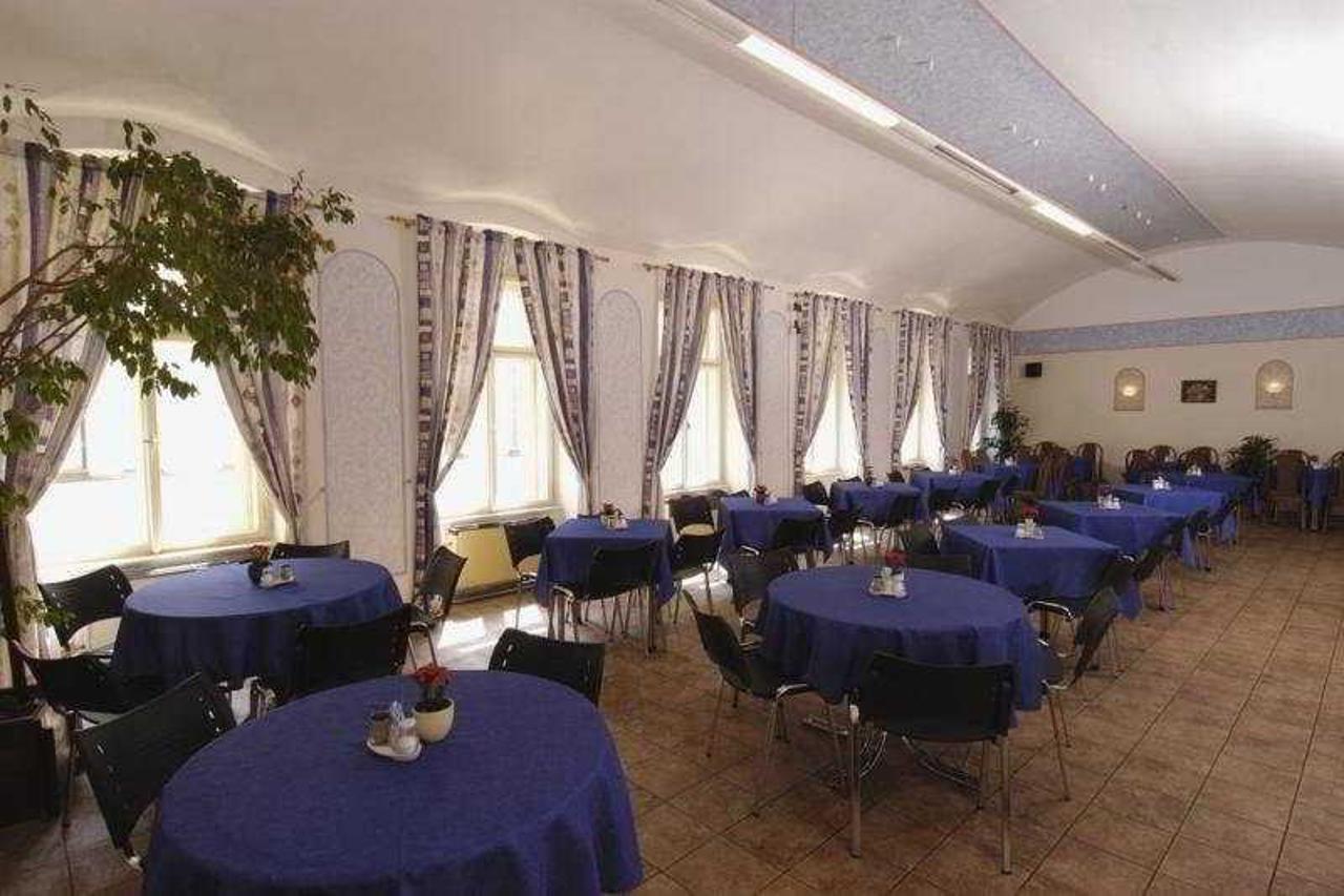 Hostel Junior Prag Eksteriør billede